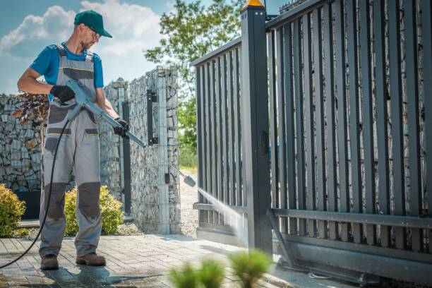 Best Sidewalk and Walkway Cleaning  in Conneaut, OH